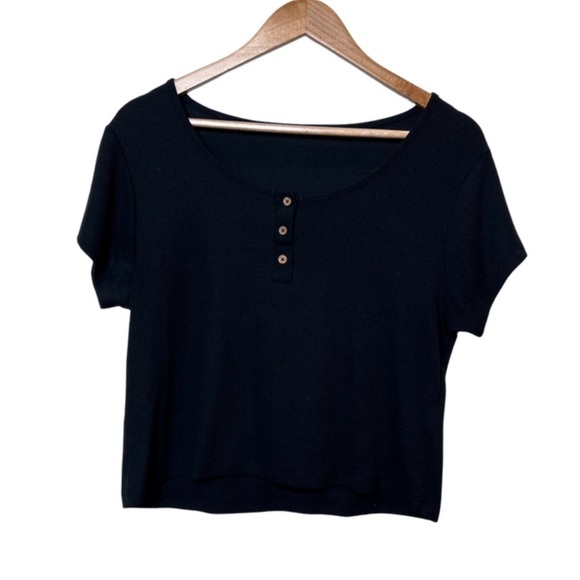 Target Basic Black Ribbed Wooden Button Crewneck Short Sleeve Cropped Top - Picture 1 of 14